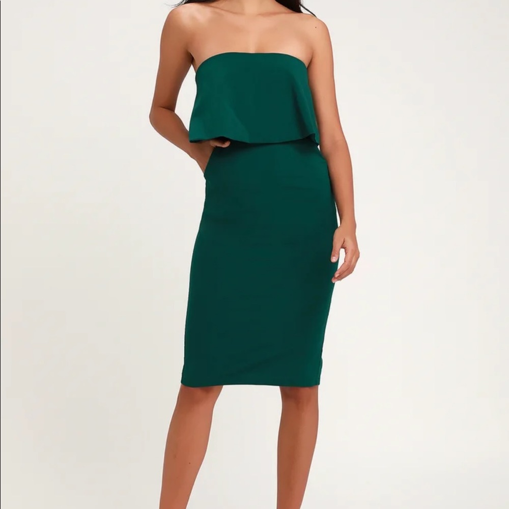 Lulu’s emerald green midi dress